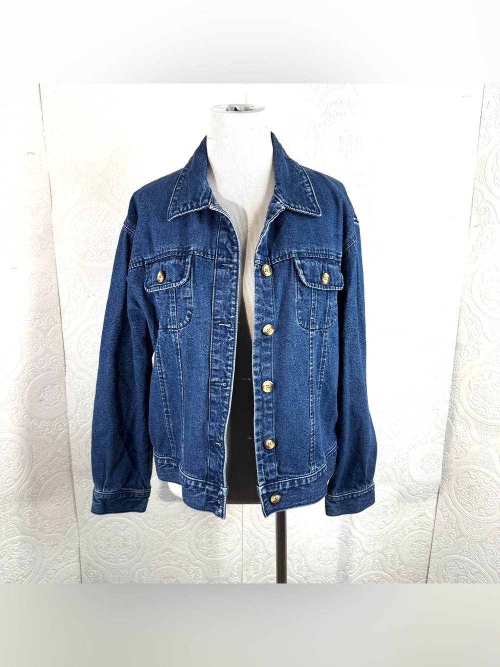 Talbots Vintage Women’s Medium Blue Denim Jean Jacket Button Front Classic